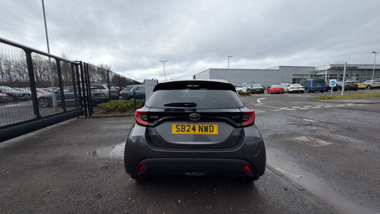 Toyota Yaris 1.5 Hybrid Design 5dr CVT Hybrid Hatchback